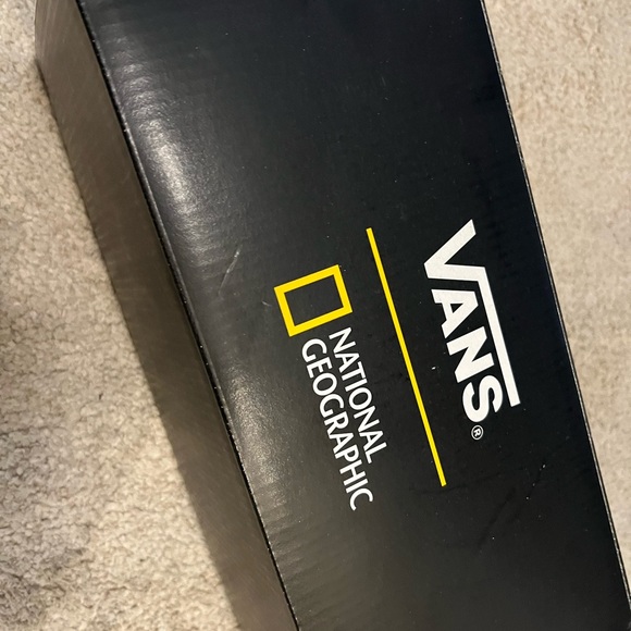 New national geographic vans shoes wolf sloth frog - Picture 3 of 7